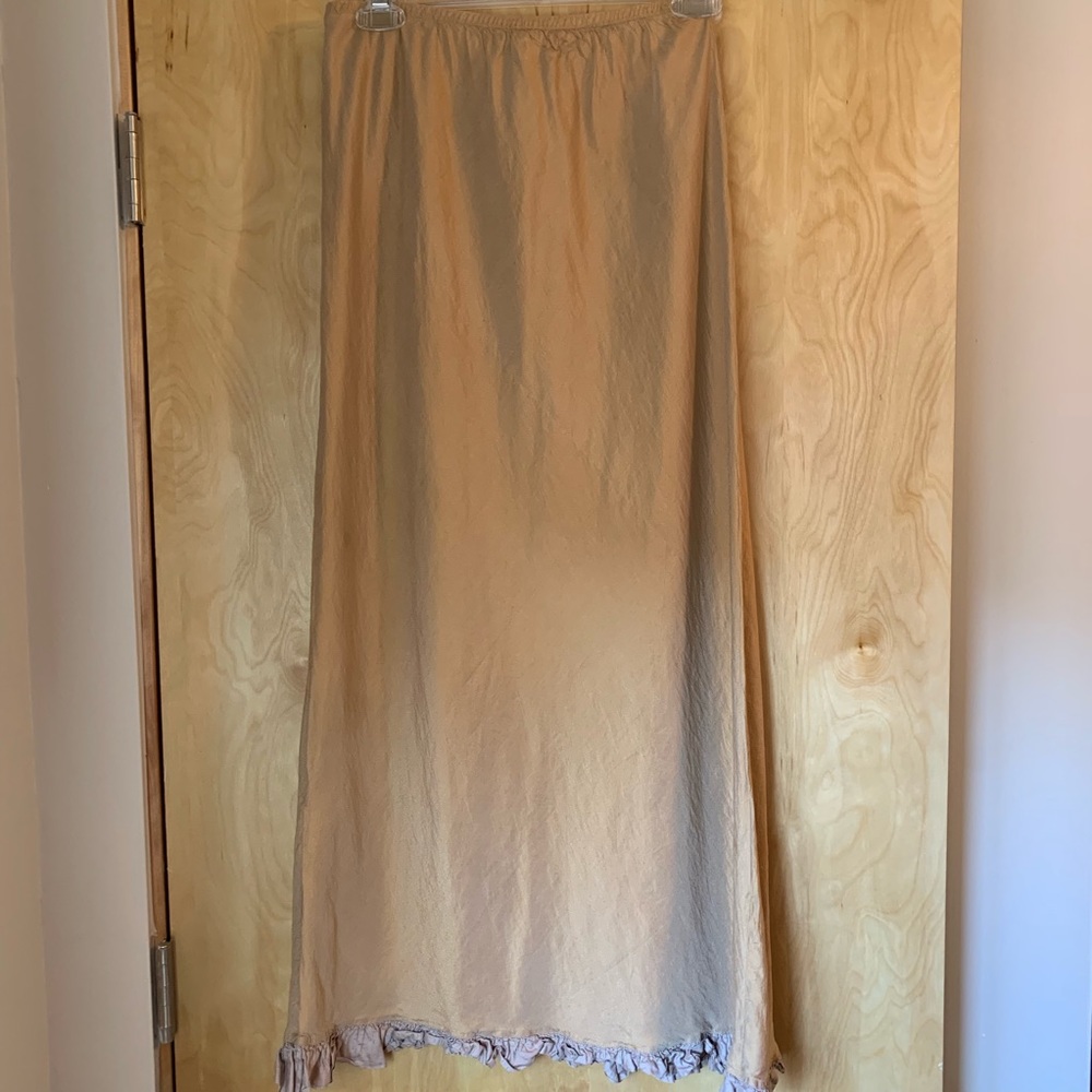 Dosa 100% silk maxi skirt size 2 (small-6)